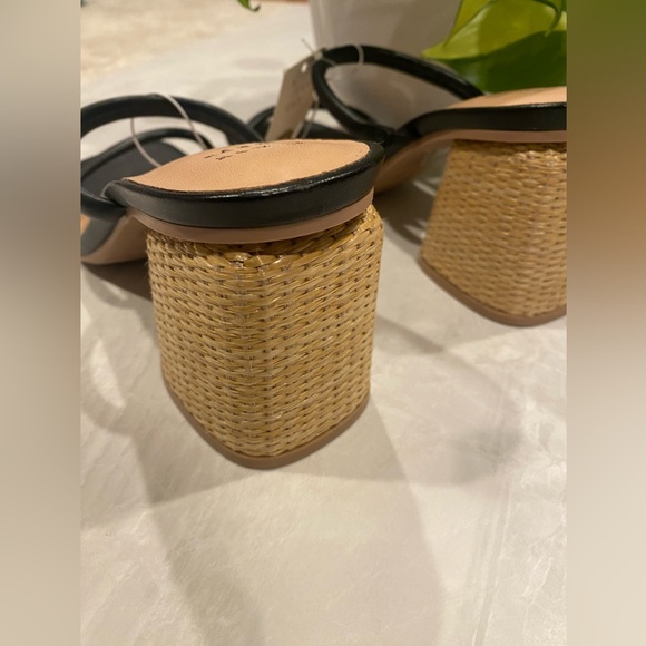 NWT A New Day Women’s Black 2 Strap Clog Heels - Picture 5 of 5